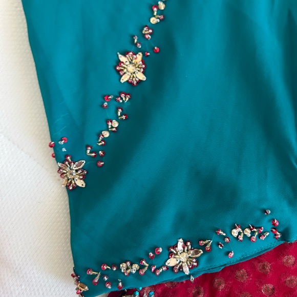 Salwar kameez - Picture 5 of 8